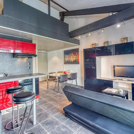 Le Commandant - Paul Mistral - Stade Des Alpes *