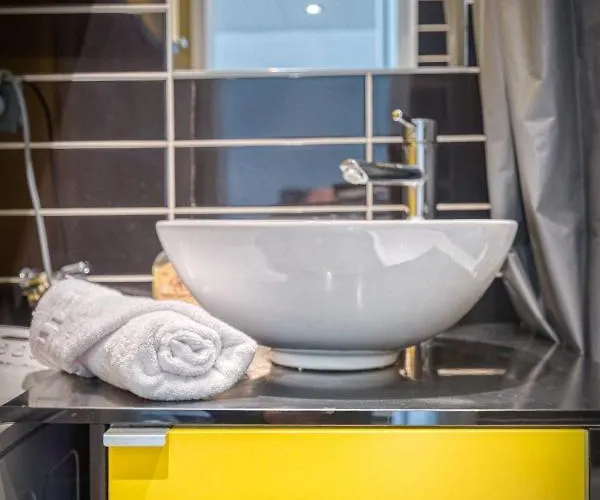 Le Commandant - Paul Mistral - Stade Des Alpes