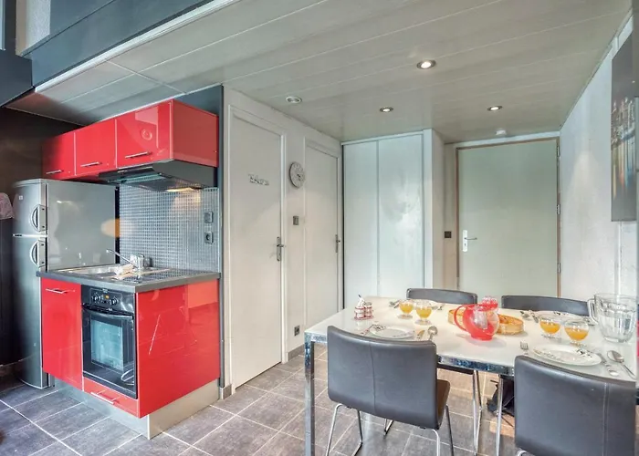 Le Commandant - Paul Mistral - Stade Des Alpes *