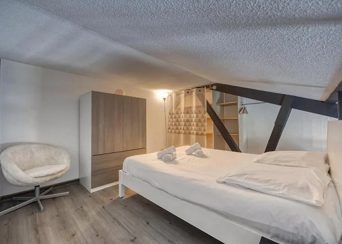 Le Commandant - Paul Mistral - Stade Des Alpes * גרנובל